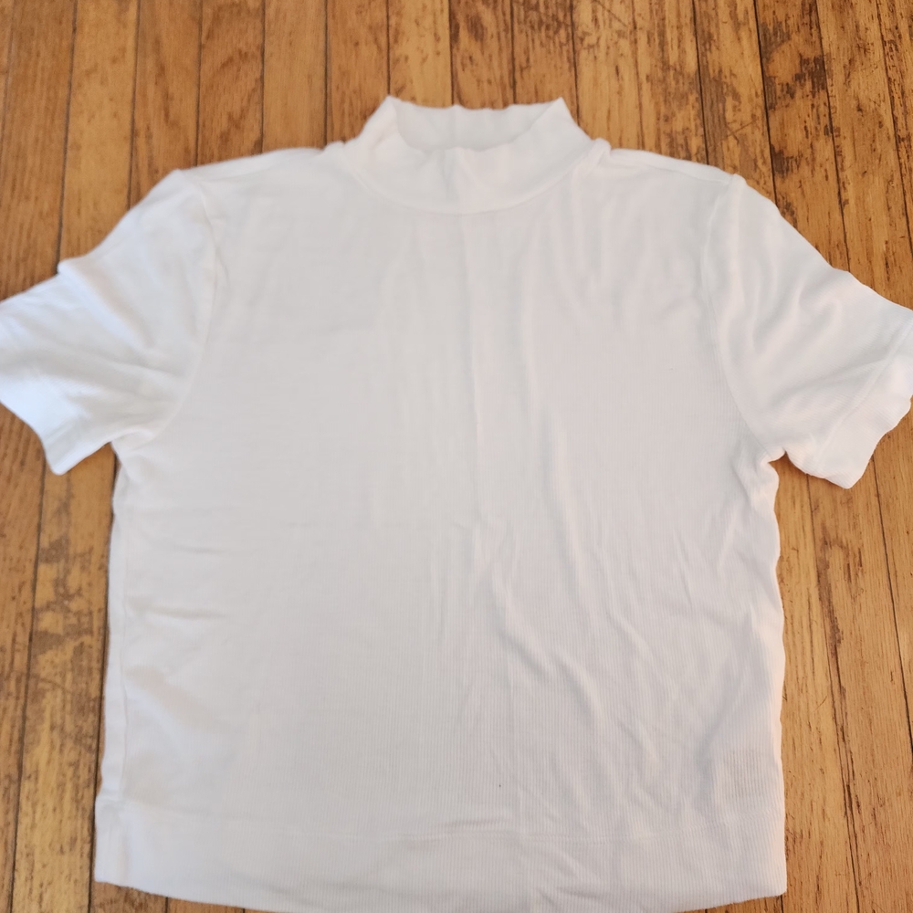 Babaton White Ribbed Cropped Baby Tee